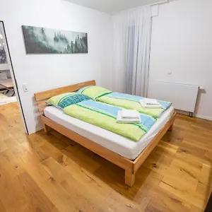Quiet House - 10 Min Away From Cologne Apartment