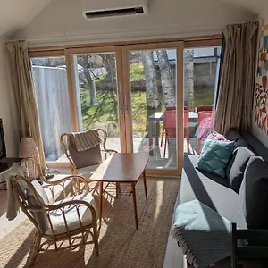 Sparkling Newly Built House Close To & Nature , Stockholm Schweden